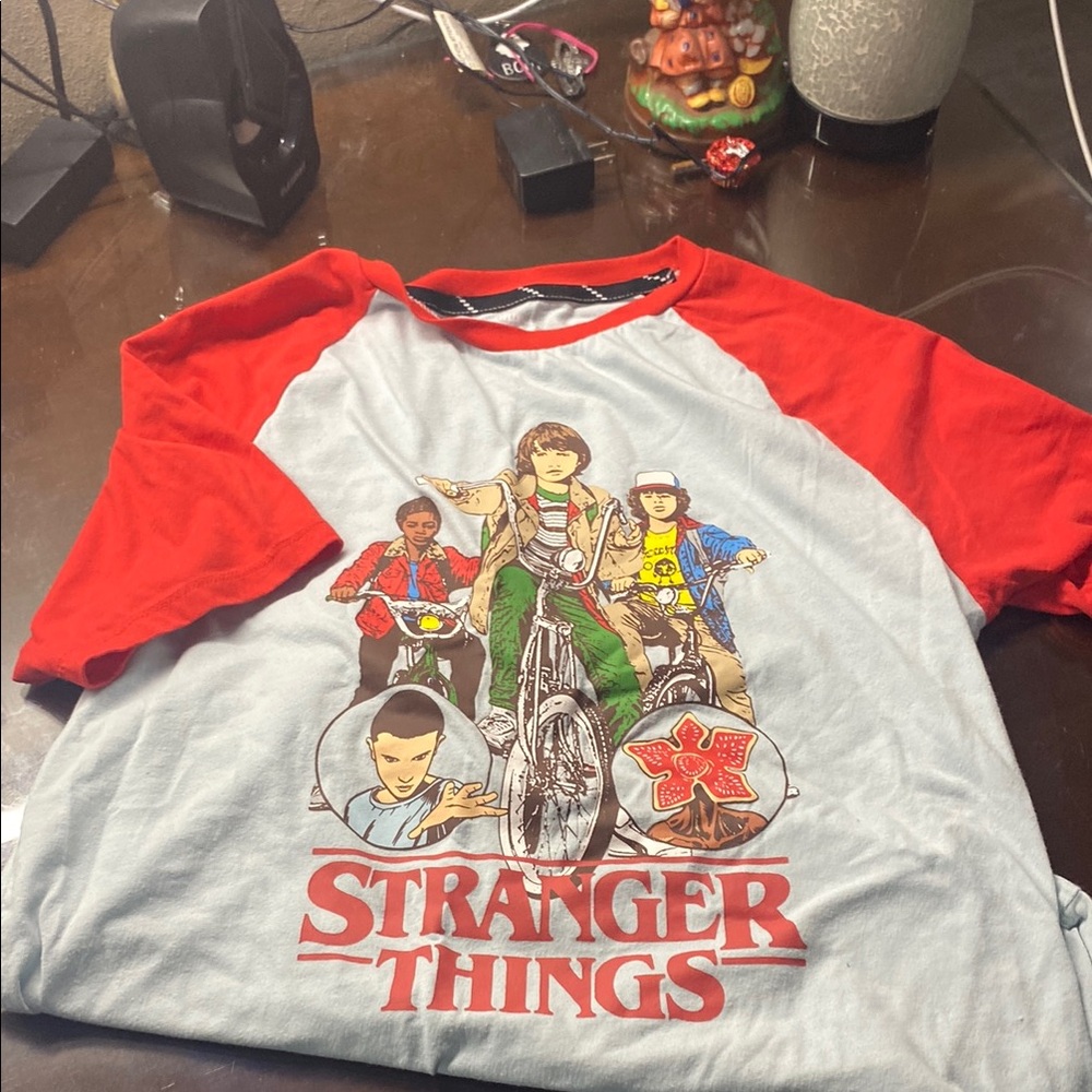 Netflix Stranger Things Red and Gray Short Sleeve Tee